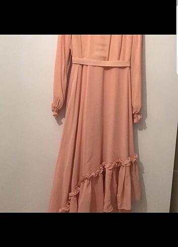 Armani Fırfırlı elbise