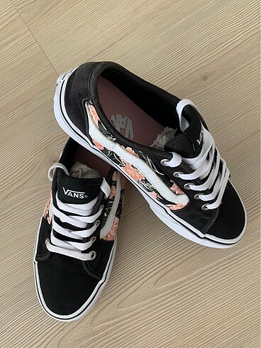 Vans VANS KADIN AYAKKABI SNEAKER