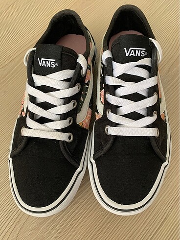 36 Beden siyah Renk VANS KADIN AYAKKABI SNEAKER