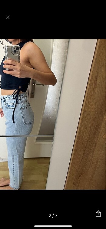 Trendyol & Milla Trendyolmilla iki farklı asimetrik jean