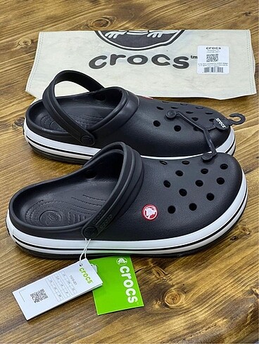 Crocs