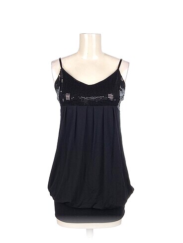 PreLoved Askılı %70 İndirimli.