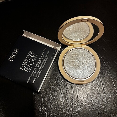 Beden Dior 03 Pearlescent Glow Highlighter