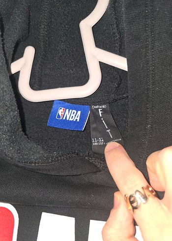 Defacto Siyah NBA Sweatshirt - Görsel 3