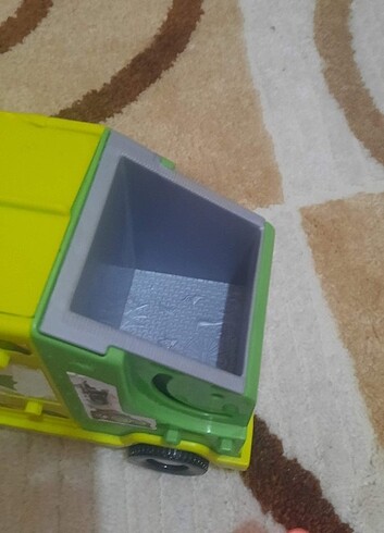 Beden Renk Çöps kamyonu