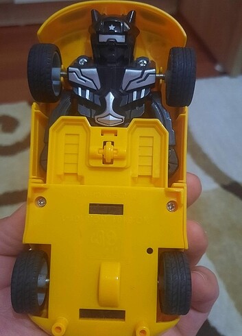  Transformers oyuncak araba 