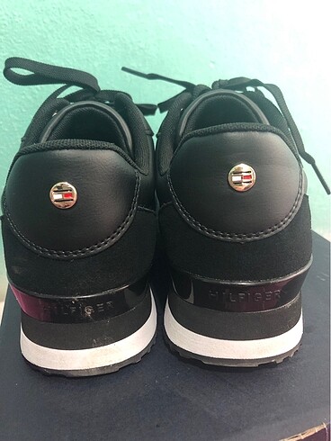 40 Beden Tommy hilfıger sneaker