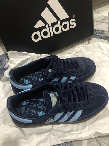 Adidas spezial