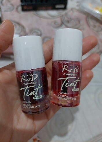 Rose tint