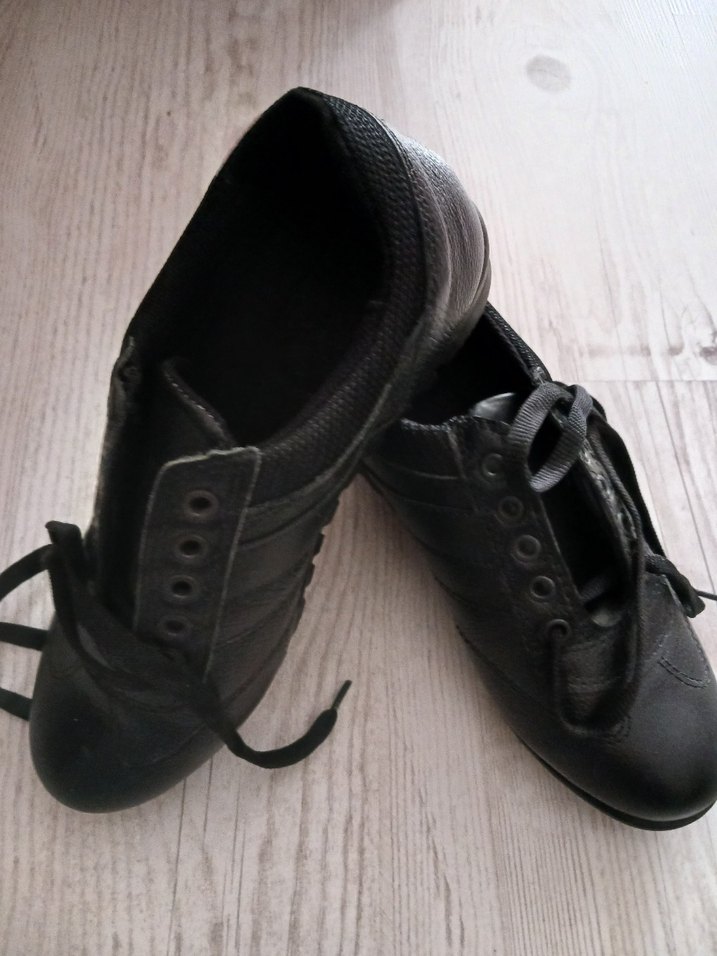 Siyah Bağcıklı Kadın Görev Spor Ayakkabı - Görsel 3