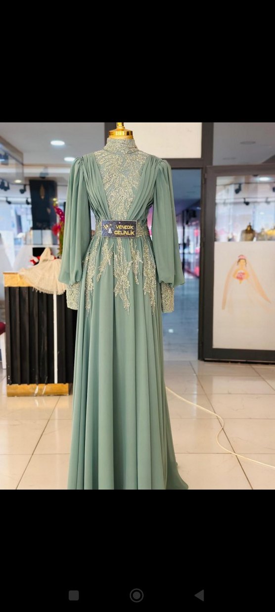 Turkuaz İşlemeli Uzun Kollu Abiye Elbise - Görsel 2