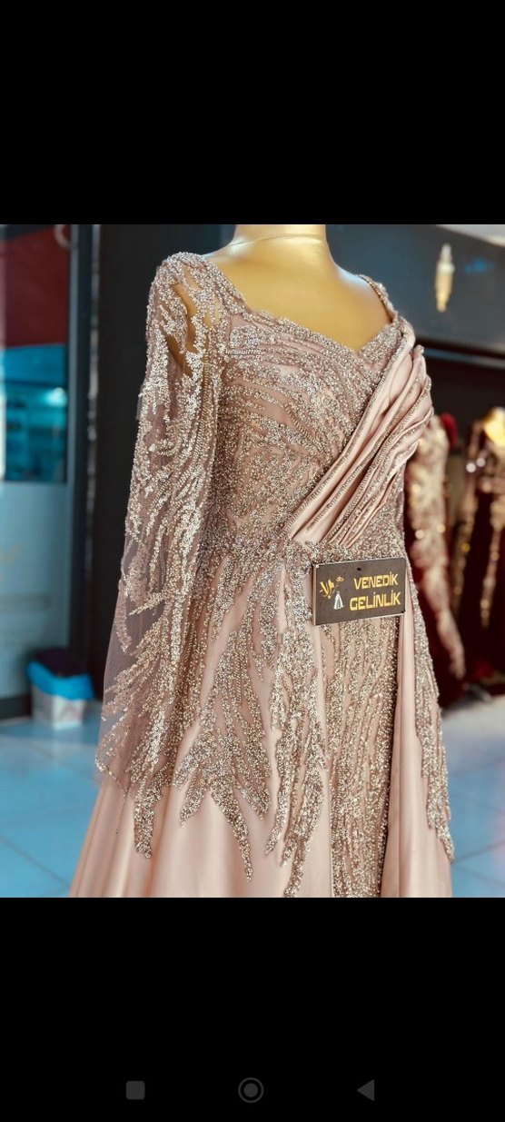 Bej İşlemeli Uzun Kollu Abiye Elbise - Görsel 4