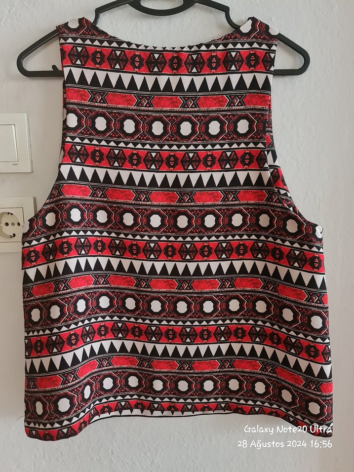 H&M Kırmızı Bohem Desenli Kolsuz Bluz - Görsel 3