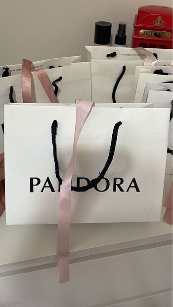 Beden Pandora hediye paketi