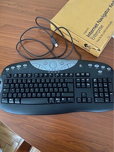 logitech klavye