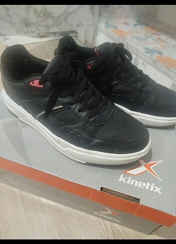 Kinetix spor