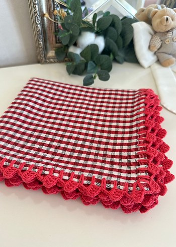 Renkli İşlemeli Masa Örtüleri - Görsel 5