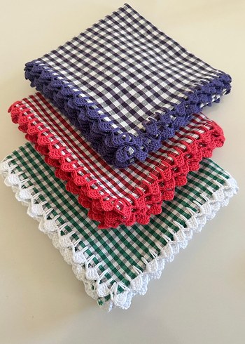 Renkli İşlemeli Masa Örtüleri - Görsel 3