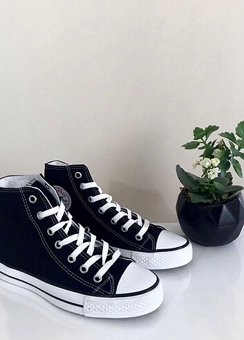 36 Beden siyah Renk Converse Ayakkabı 