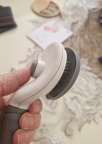 Gri-Beyaz Kedi Tüyü Toplayıcı Fırça - Görsel 2