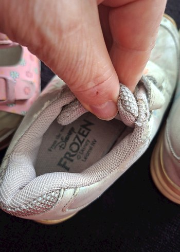 spor ayakkabı terlik hediye - Görsel 3