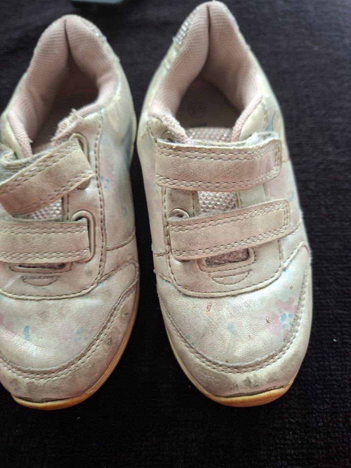 spor ayakkabı terlik hediye - Görsel 2