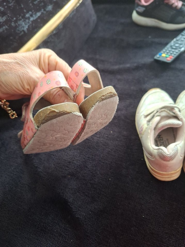 spor ayakkabı terlik hediye - Görsel 5