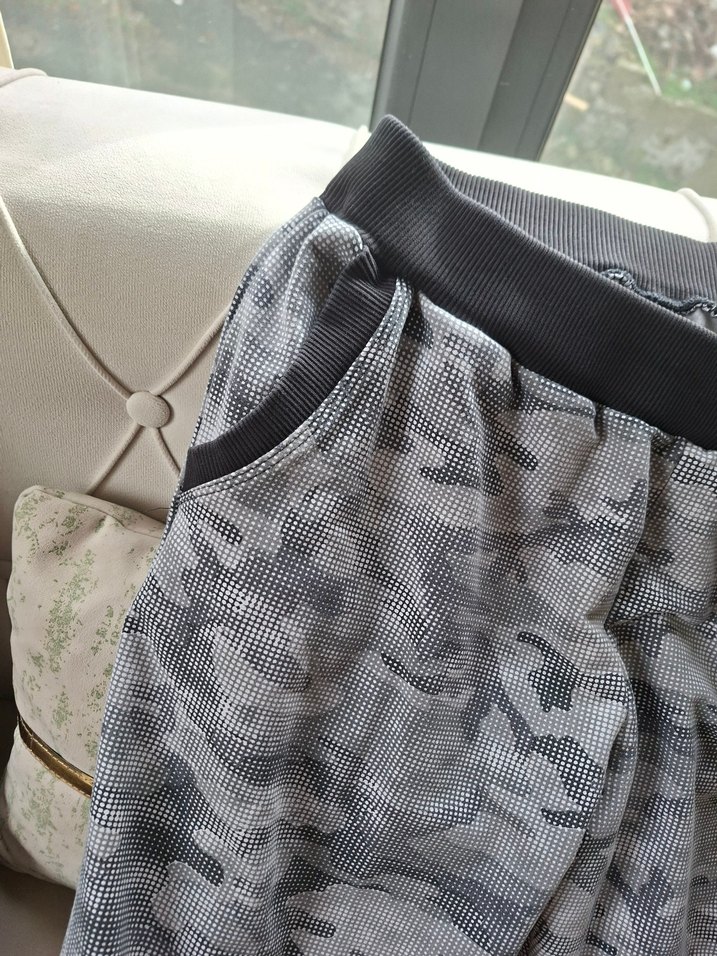 Erkek Gri Kamuflaj Desenli Rahat Kesim Eşofman - Görsel 2