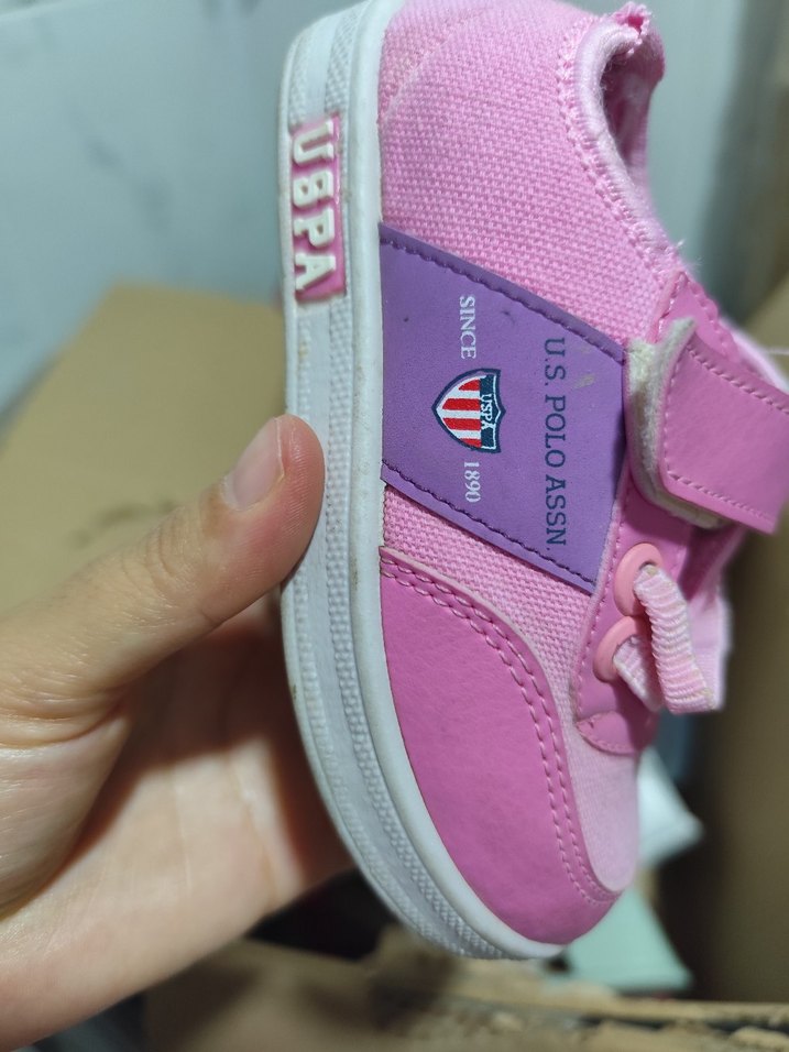 Kız Çocuk Pembe Cırtlı Spor Ayakkabı - Görsel 2