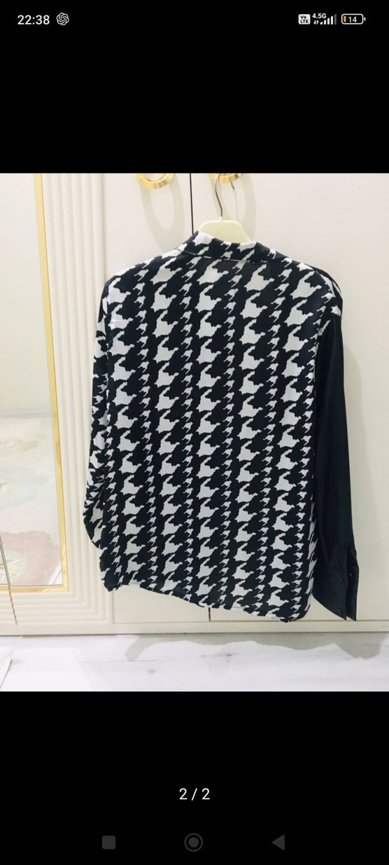 Düğmeli Siyah-Beyaz Kadın Gömlek - Görsel 2