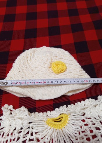 Nakışlı Beyaz Örgü Kız Panço ve Şapka - Görsel 4