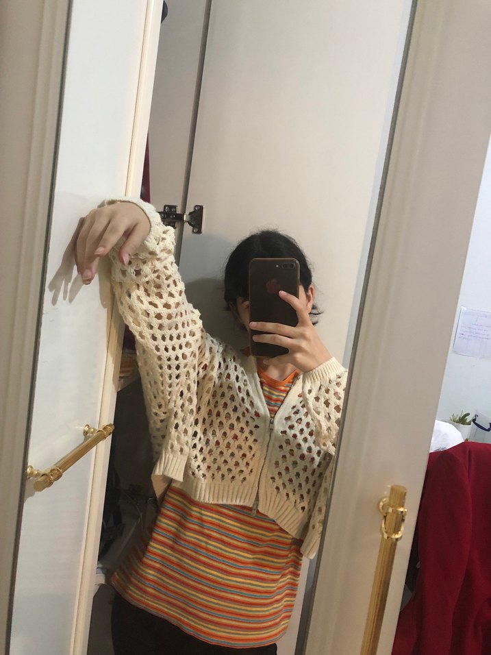 Bej delikli Kadın Hırka - Görsel 2