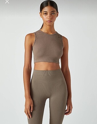 pull&bear üst