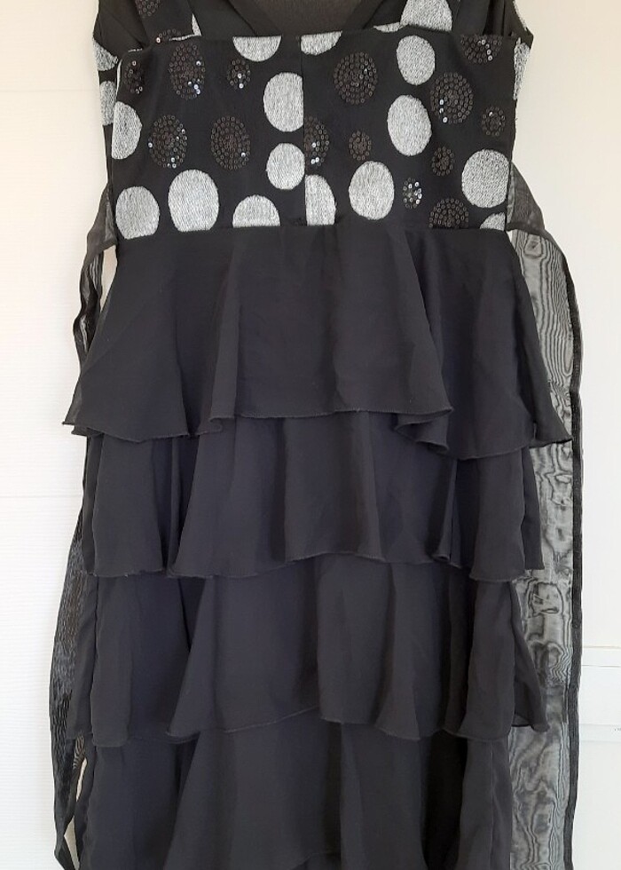 Kısa gece elbisesi - Görsel 2