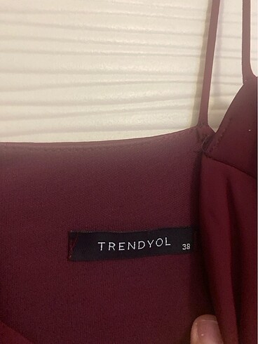 Trendyol & Milla Kısa abiye