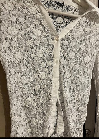 Dantel Detaylı Beyaz Uzun Kollu Bluz - Görsel 3