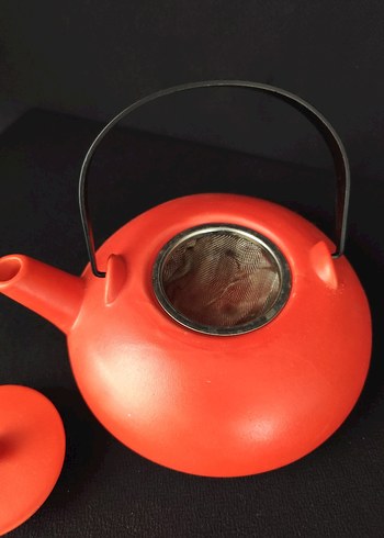 Beden Porland Chai Kırmızı Kapaklı Demlik 700cc