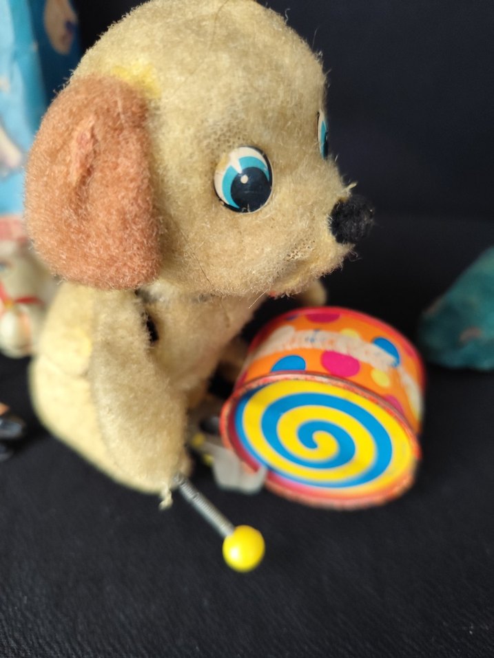 Eskilerden metal oyuncaklar fare davul çalan köpek ve at - Görsel 5