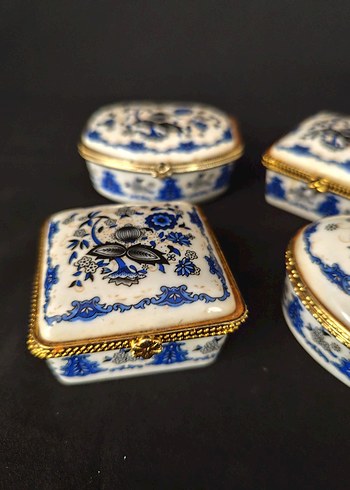 Mavi Çiçek Desenli porselen kutular - Görsel 2