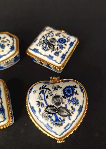 Mavi Çiçek Desenli porselen kutular - Görsel 3