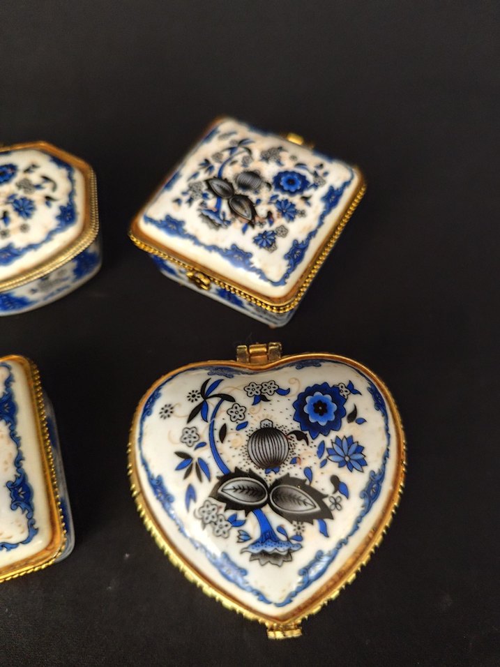 Mavi Çiçek Desenli porselen kutular - Görsel 3