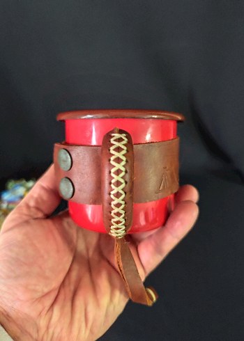 Kırmızı Deri Bantlı EMAYE Kupa - Görsel 3