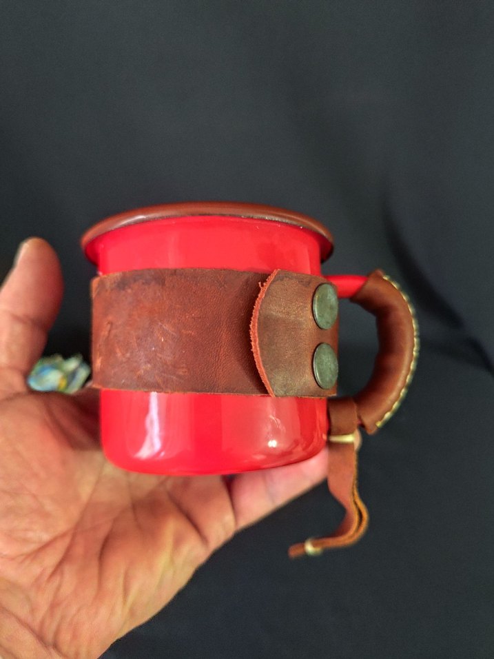 Kırmızı Deri Bantlı EMAYE Kupa - Görsel 2