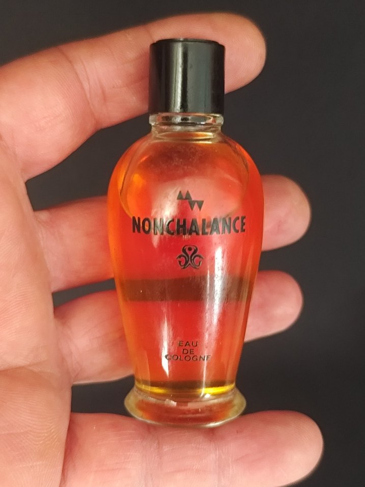 Vintage Nonchalance Parfüm Eau de Cologne 50ml şişe kokusu - Görsel 5