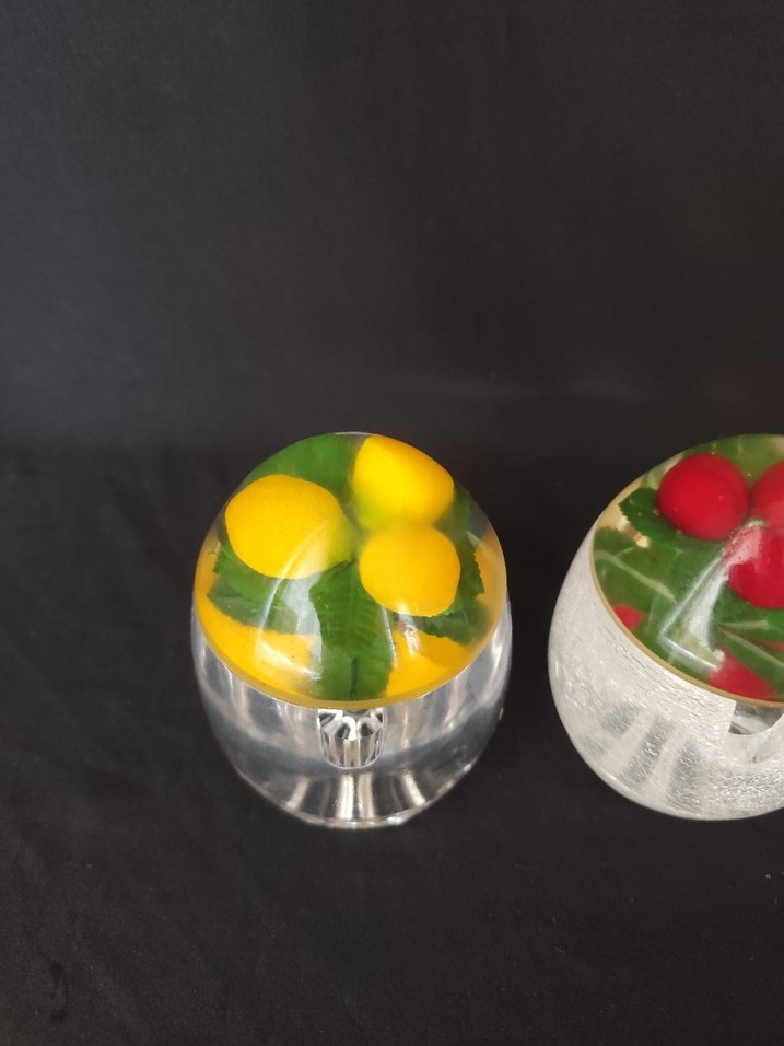 Vintage Lucite Kiraz Şeklinde Kapaklı Büyük Boy Kavanoz - Görsel 2