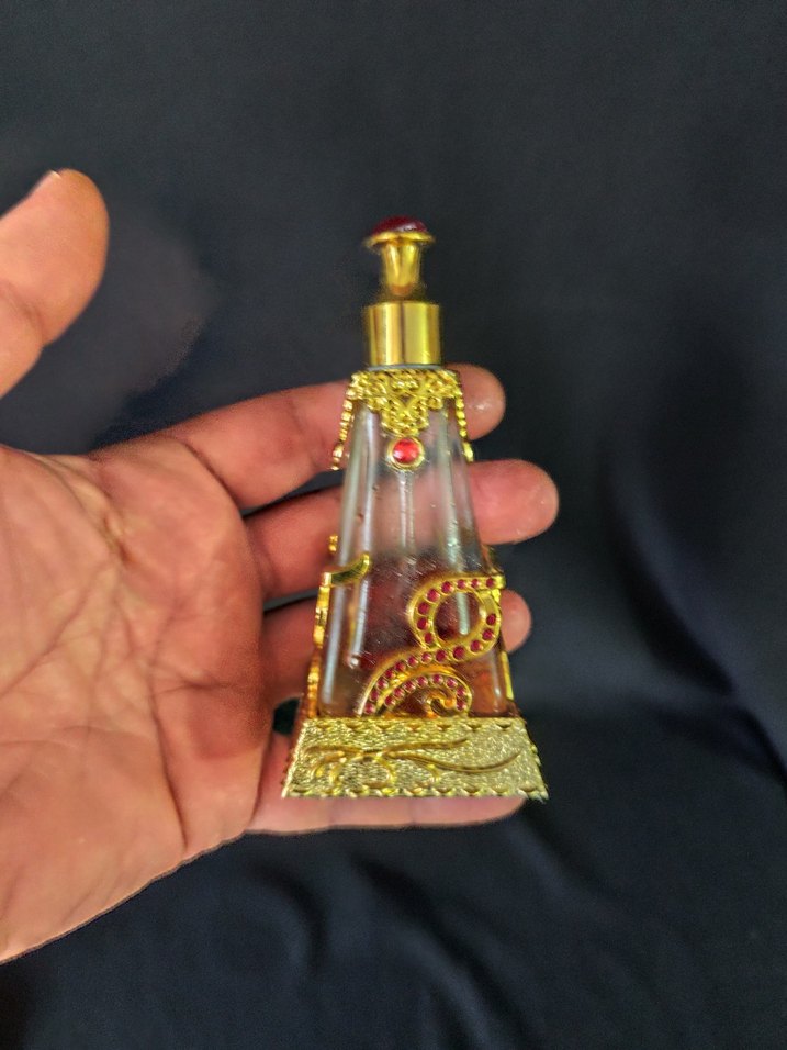 Madina Konsantre Parfüm Yağı, Kişisel Kullanım İçin, %100 Saf - Görsel 3