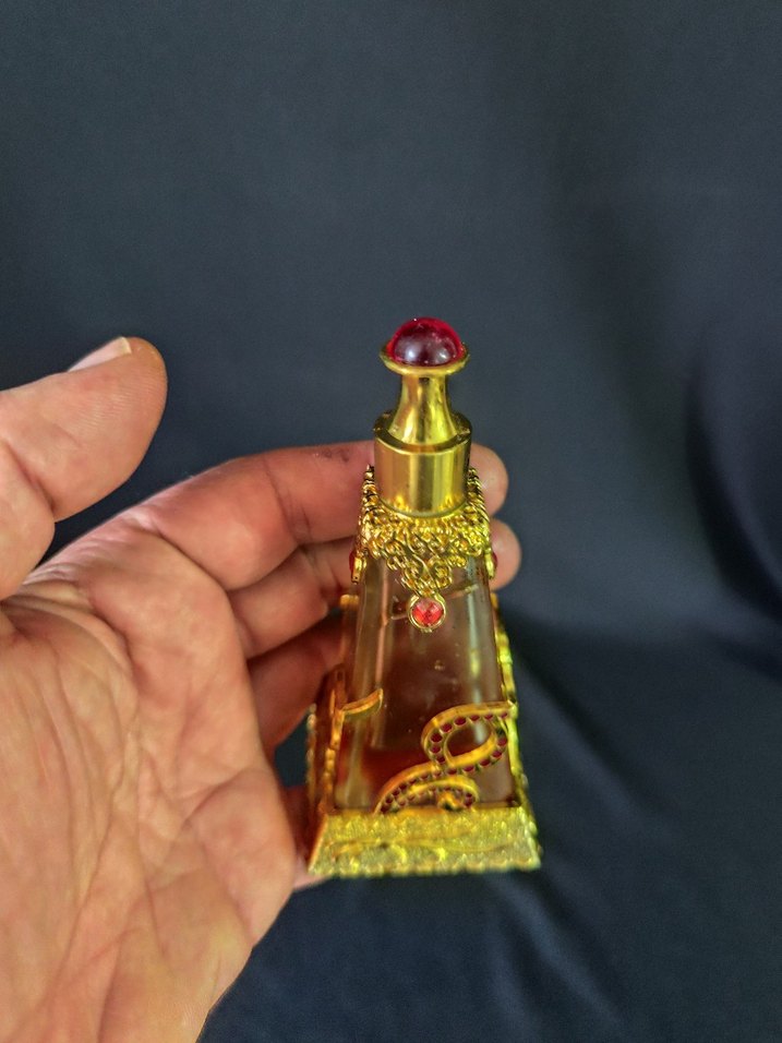 Madina Konsantre Parfüm Yağı, Kişisel Kullanım İçin, %100 Saf - Görsel 4