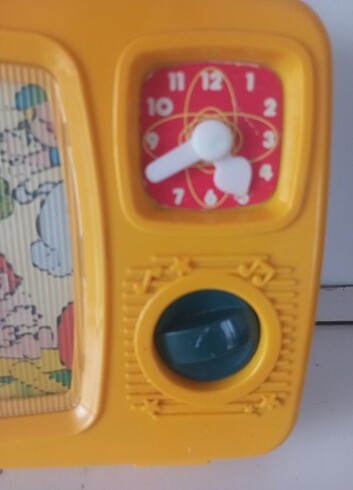  Beden Vintage 1995 Redbox Wind Up Müzikal TV Kutusu 
