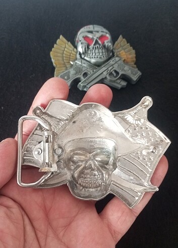 Beden pembe Renk METAL KEMER TOKALARI 2 adet fiyatıdır bir tanesinin fotoğrafta g