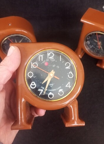 Kurmalı alarmlı vintage masa saati ADET FİYATIDIR LÜTFEN İLHAN A